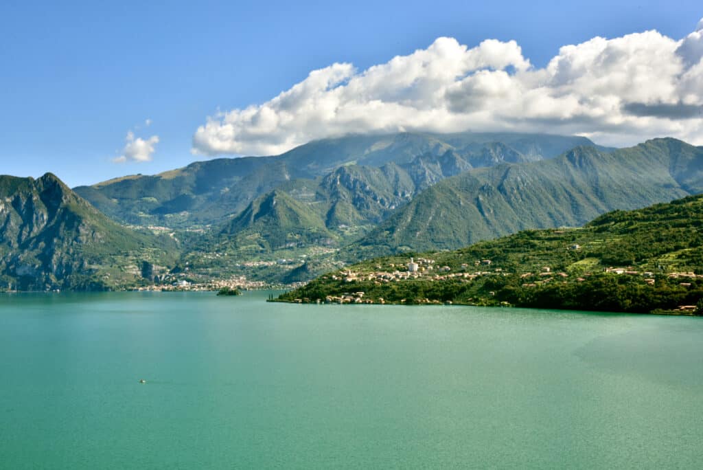 iseo_lake_holiday_house_witl_terrace_great_view_shared_pool_private_parking40