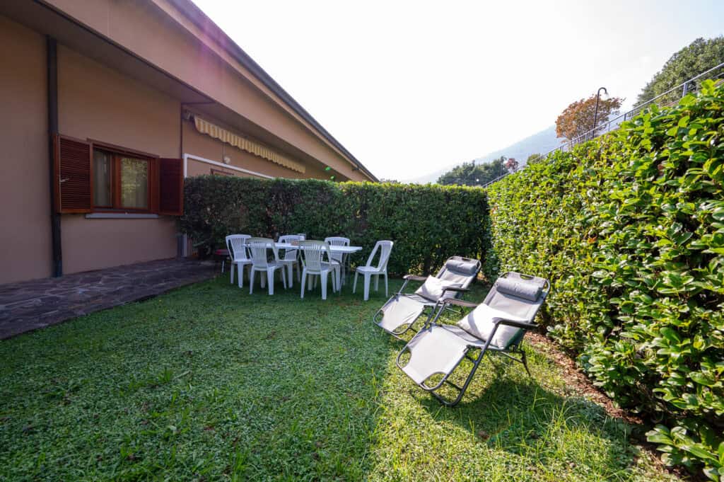 iseo_lake_riva_di_solto_1bedroom_apartment_air_conditioning_shared_pool26